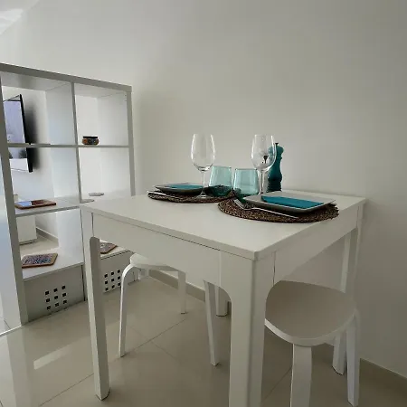 Casa Rosa - *